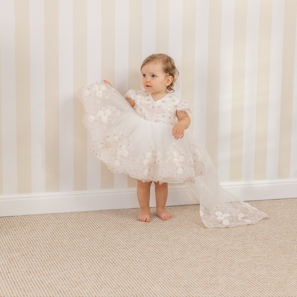 NWT Gorgeous Flower Girl Dress Tulle Belt Bow Wedding Pageant Baby Sz 9-12 Mos - Picture 3 of 9